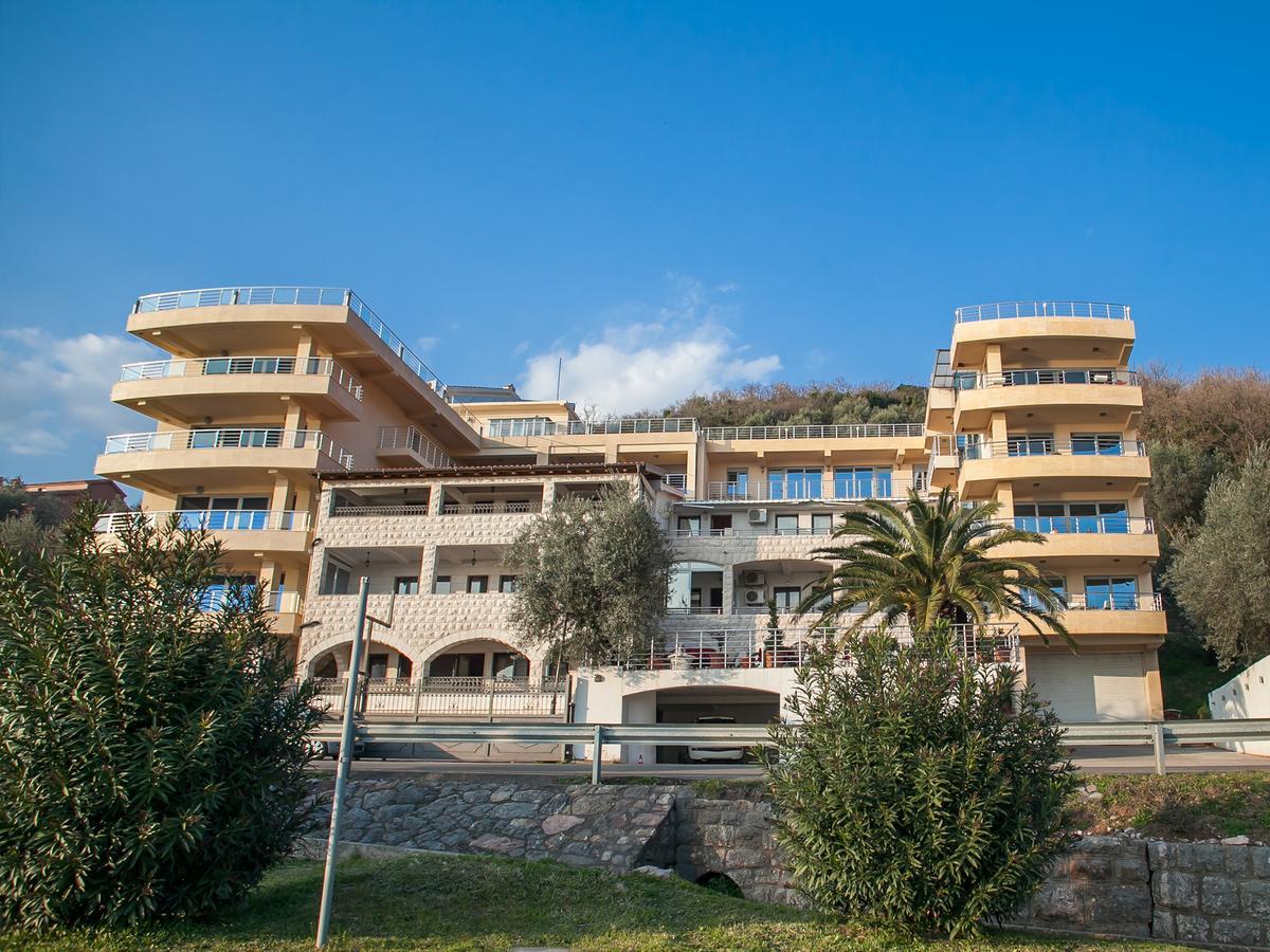 Apartments Raymond Sveti Stefan Exterior foto